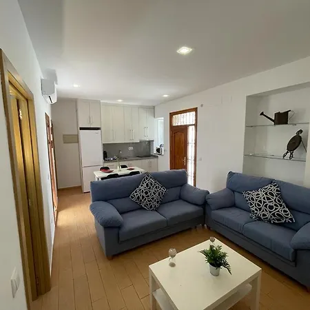 Casita Andaluza Centro Con Parking Sujeto A Disponibilidad Apartment Malaga